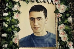 Մահացած զինծառայող Հայկ Մովսիսյանի մորը տուժողի իրավահաջորդ չեն ճանաչում 